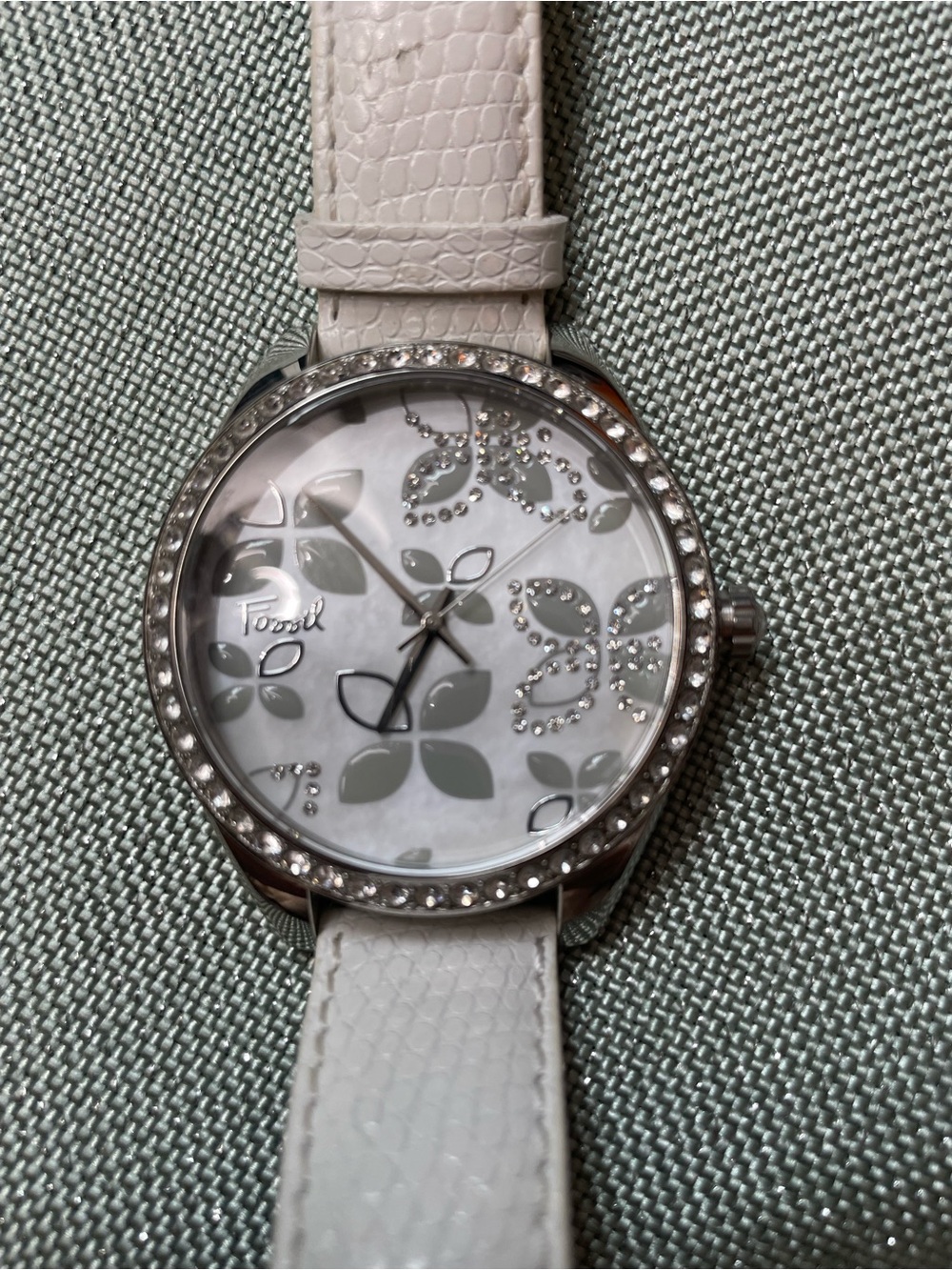 White Fossil Watch!